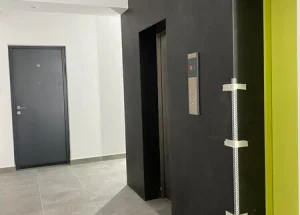 იყიდება ოთხ ოთახიანი ბინა ვაკეში, თბილისში