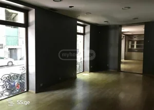 Urgently For sale 200 m² Retail real estate in Vake, in Tbil