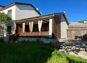 Urgently For rent 5-room house in Bagebi, in Tbilisi