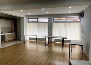 Urgently For rent 60 m² Office on Saburtalo, in Tbilisi