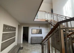 For rent 5-room house on Saburtalo, in Tbilisi