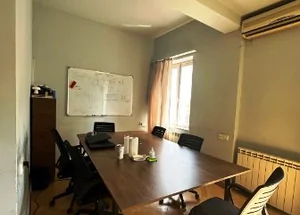 Срочно Сдается 190 м² офис на Сабуртало, в Тбилиси