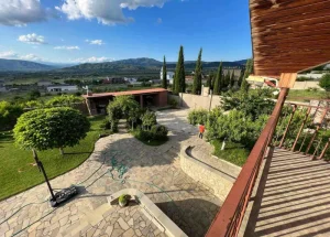 Urgently For rent 5-room house in Saguramo