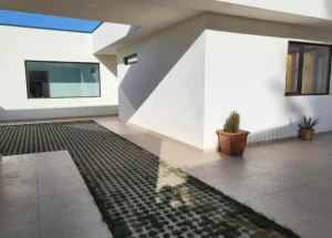 Urgently For rent 5-room house in Lisi lake, in Tbilisi