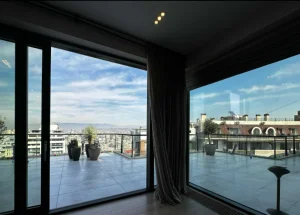 Urgently For rent 5-room apartment in Vake, in Tbilisi