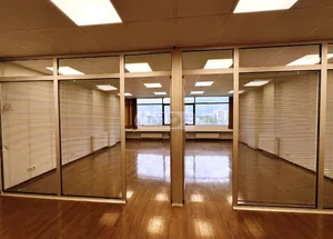 Urgently For sale 88 m² Office on Saburtalo, in Tbilisi