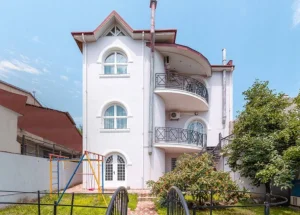 Urgently For rent 500 m² სასტუმრო in Vedzisi, in Tbilisi