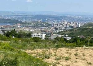 Срочно Продается 1500 м² земельный участок в Тхинвали, в Тби