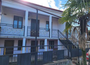 For sale 9-room house in Kobuleti