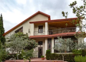 For rent 12-room house in Digomi 7, in Tbilisi