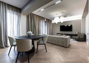 Urgently For sale 4-room apartment in Vake, in Tbilisi