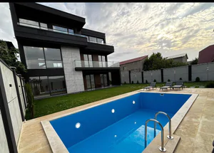 Urgently For sale 8-room house in Temqa, in Tbilisi