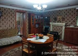 For sale 5-room house in Kutaisi