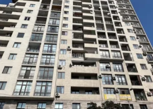 For sale 3-room apartment in Isani, in Tbilisi