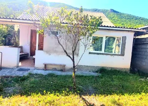 იყიდება სამ ოთახიანი კერძო სახლი დუშეთში