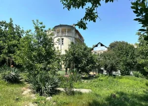სასწრაფოდ ქირავდება 650 კვ.მ. შენობა კრწანისში, თბილისში
