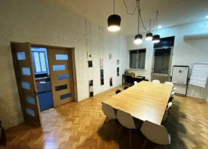 Urgently For rent 300 m² ოფისი in Vake, in Tbilisi