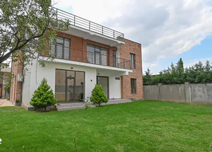 Urgently For sale 7-room house in Digomi 7, in Tbilisi