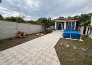 Urgently For rent 3-room house in Saguramo