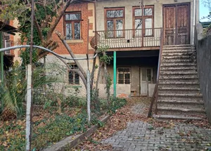 Продается 6-комнатная дом в Балахвари, в Кутаиси