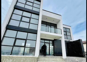 Срочно Продается 7-комнатная дом в Шиндиси, в Тбилиси