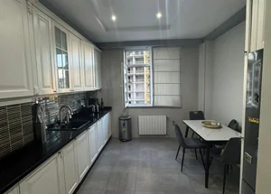 For sale 4-room apartment in Vake, in Tbilisi
