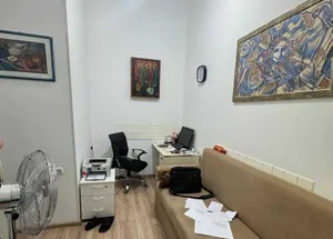 ქირავდება 20 კვ.მ. ოფისი ჩუღურეთში, თბილისში