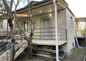 Urgently For sale 5-room house in Kutaisi