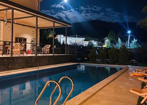 For rent 10-room house in Saguramo