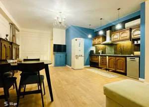 Urgently For sale 4-room apartment in Chugureti, in Tbilisi