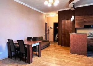 Срочно Сдается 2-комнатная квартира в Ваке, в Тбилиси