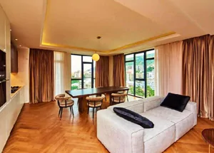Urgently For sale 3-room apartment in Vake, in Tbilisi