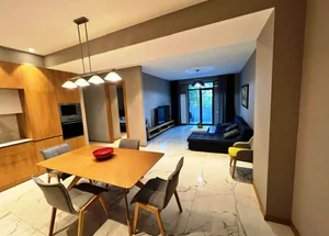 Urgently For sale 2-room apartment in Vake, in Tbilisi