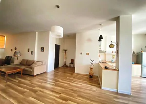 Срочно Продается 4-комнатная квартира в Багеби, в Тбилиси