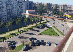 Срочно Продается 4-комнатная квартира в Кутаиси