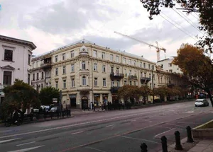 Срочно Продается 4-комнатная квартира на Мтацминда, в Тбилис