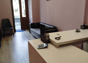For rent 40 m² ოფისი in Chugureti, in Tbilisi