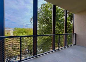 Urgently For sale 2-room apartment on Saburtalo, in Tbilisi
