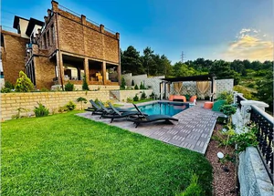Urgently For sale 7-room house in Tskneti, in Tbilisi