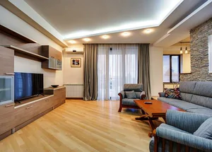 Urgently For rent 4-room apartment on Vera, in Tbilisi
