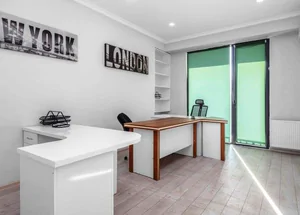 Urgently For rent 55 m² Office on Saburtalo, in Tbilisi
