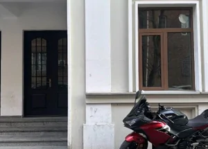 სასწრაფოდ ქირავდება 460 კვ.მ. ოფისი वერაზე, თბილისში