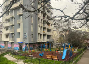 სასწრაფოდ ქირავდება ორ ოთახიანი ბინა დიღმის მასივში, თბილისშ