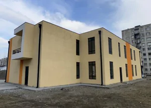 For rent 624 m² Office in Rustavi