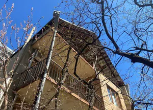Urgently For sale 6-room house on Saburtalo, in Tbilisi