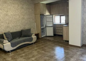 For sale 3-room apartment in Kutaisi