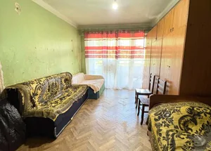 იყიდება ერთ ოთახიანი ბინა დიღმის მასივში, თბილისში