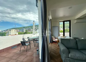 For rent 4-room apartment in Vake, in Tbilisi