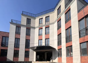 Срочно Продается 850 м² здание в Тбилиси