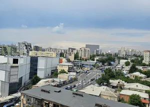 Продается 4-комнатная квартира в Варкетили, в Тбилиси